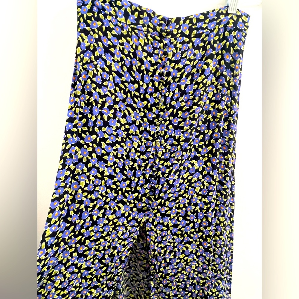 Zara Floral Midi Skirt Size Small